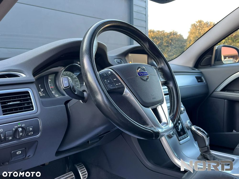 Volvo V70 D2 Geartronic Momentum - 11