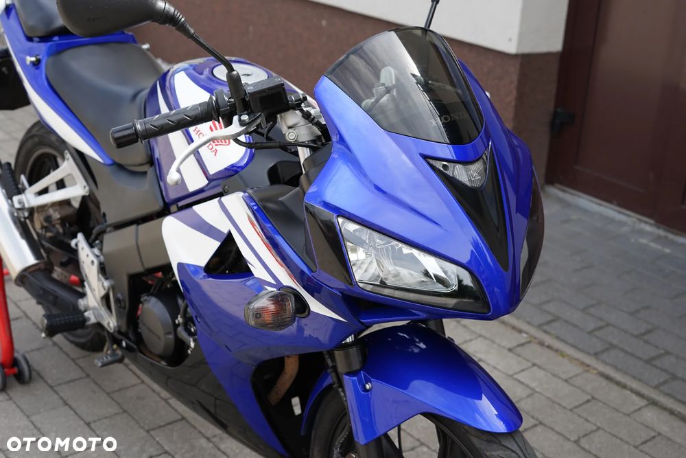 Honda CBR - 14