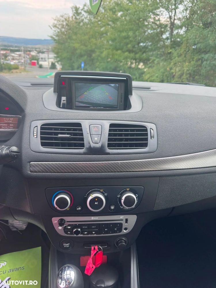 Renault Megane dCi 110 FAP LIMITED - 11