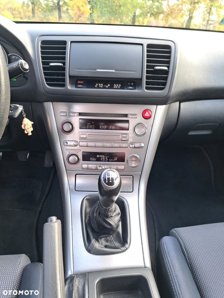 Subaru Legacy - 17