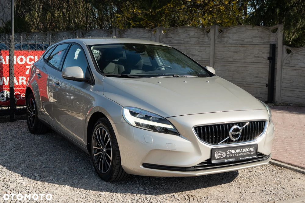 Volvo V40 T2 Drive-E Momentum - 35