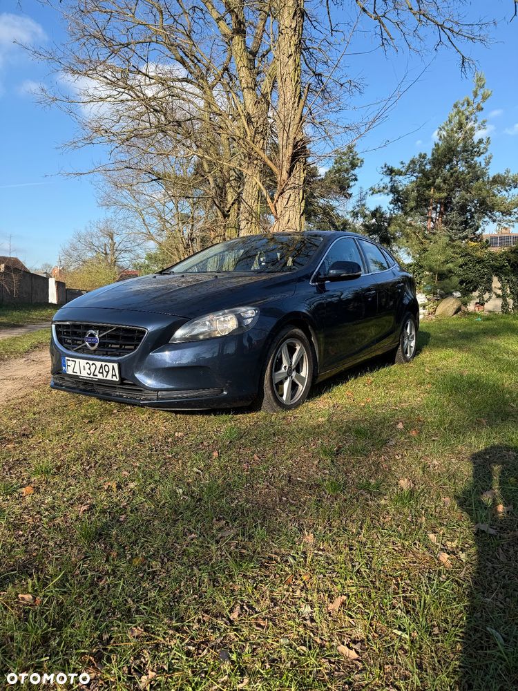 Volvo V40 - 13