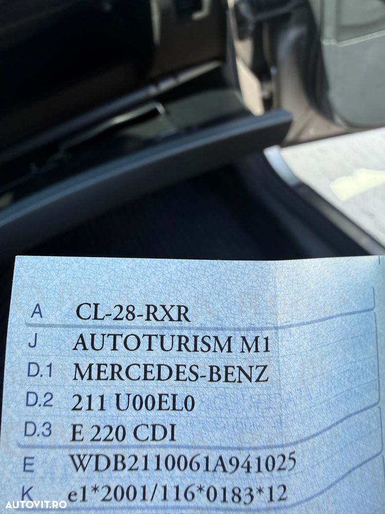 Mercedes-Benz E - 28