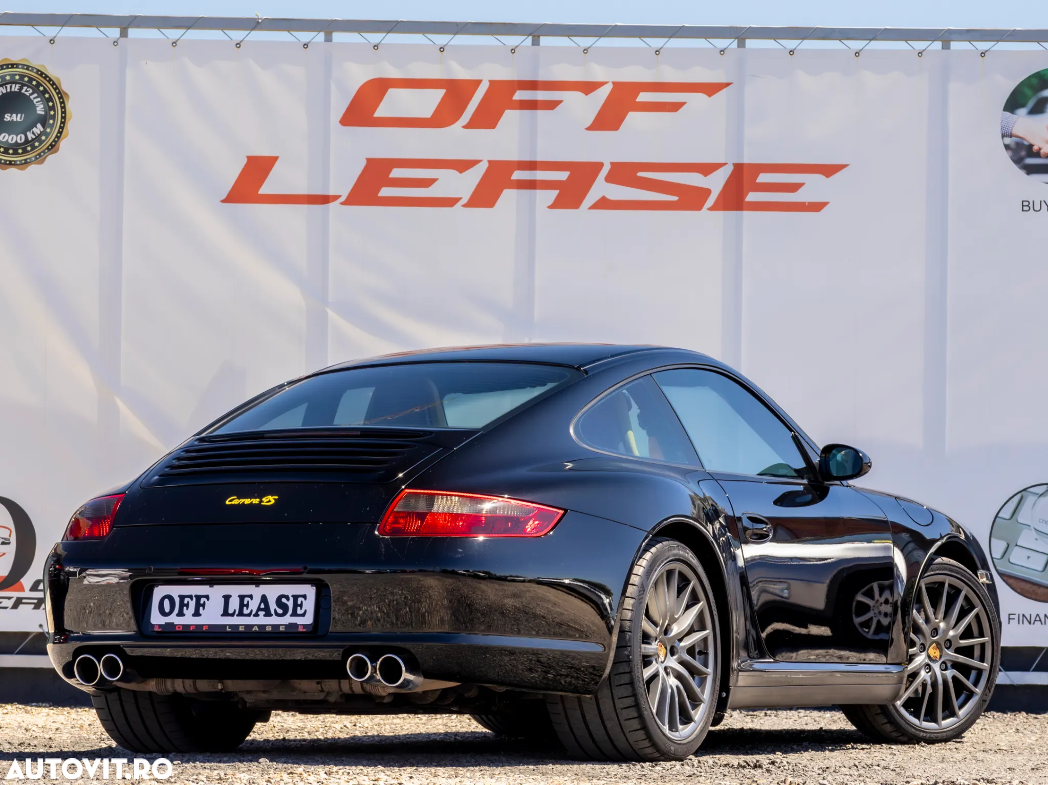Porsche 911 Carrera 4 Tiptronic S - 3
