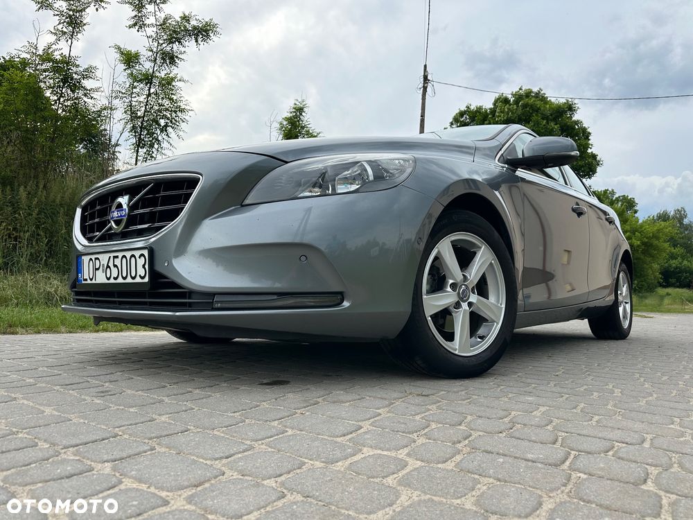 Volvo V40 D2 Momentum - 3
