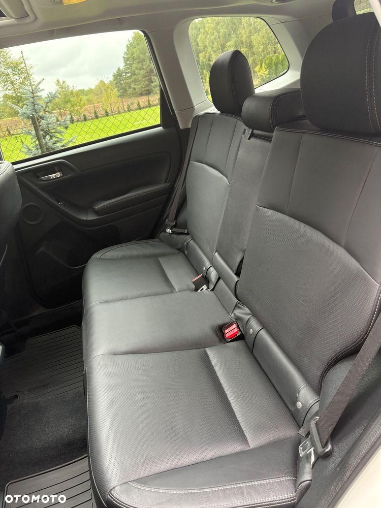 Subaru Forester 2.0 XT Comfort Lineartronic - 19