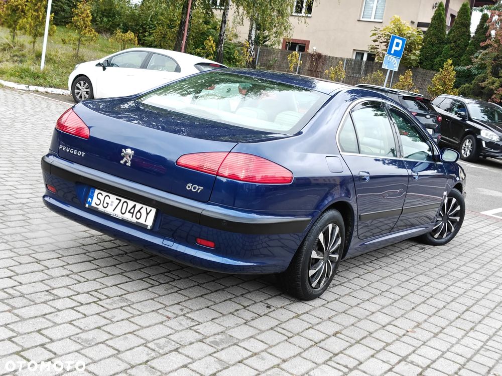 Peugeot 607 - 4