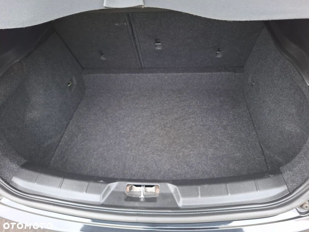 Volvo V40 D4 RDesign - 17