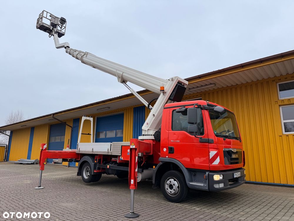 Ruthmann T330 (33m w bok 21,2m)Mercedes Atego, MAN TGL7.150 - 12