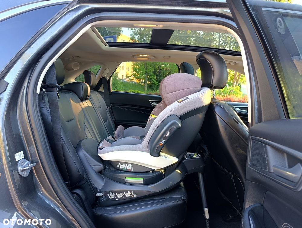 Ford Edge 2.0 TDCi Twin-Turbo 4WD Titanium - 21