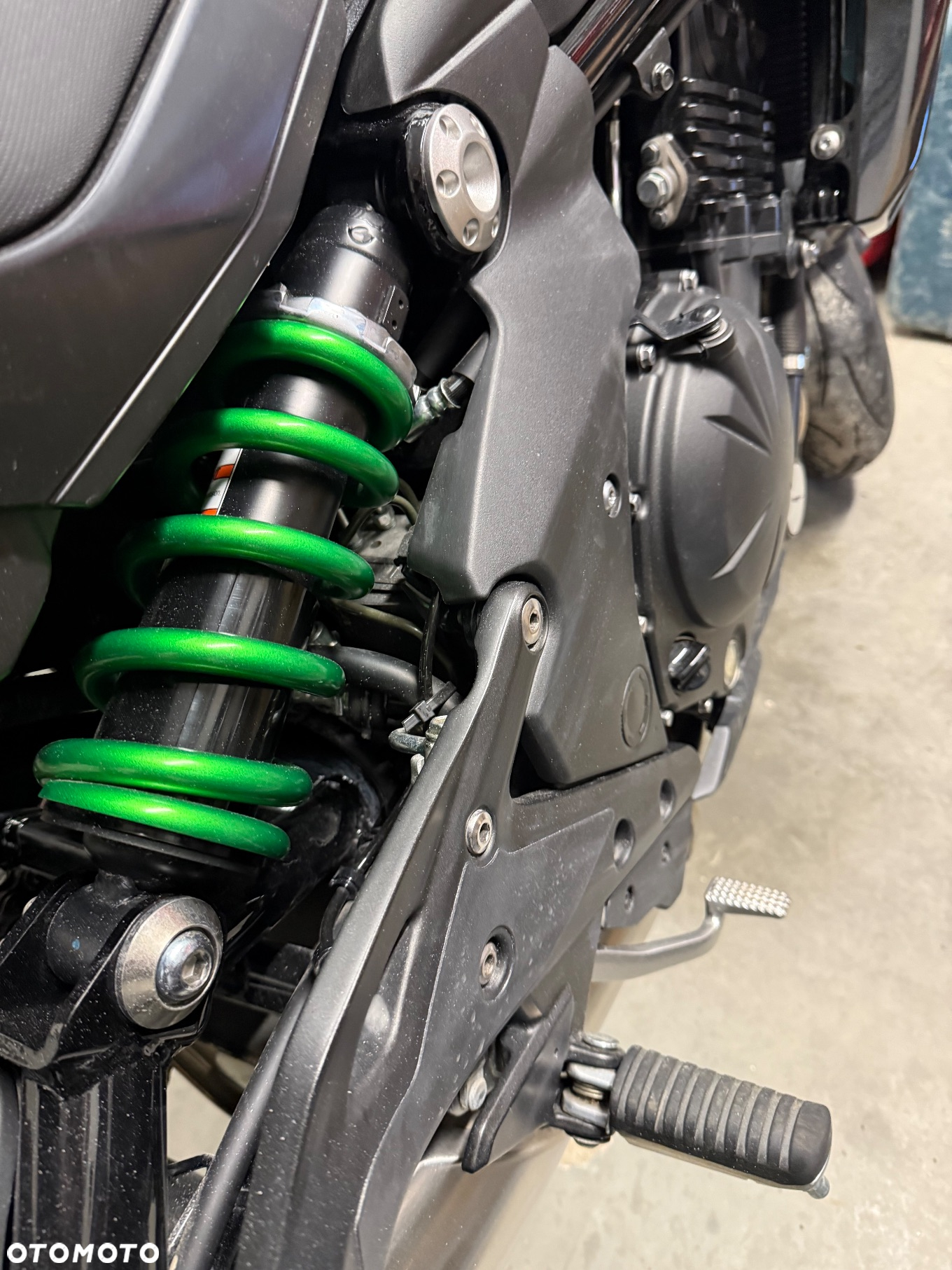 Kawasaki ER - 9