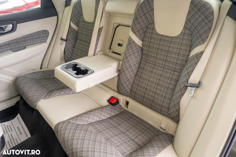 Volvo XC 60 D4 AWD Geartronic Momentum - 21