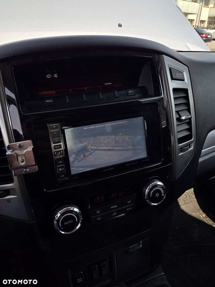 Mitsubishi Pajero 3.2 DID Instyle EU6 - 16