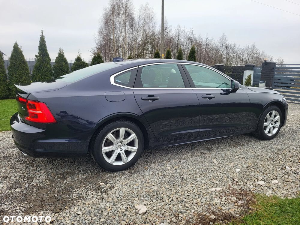 Volvo S90 D4 Momentum Pro - 19