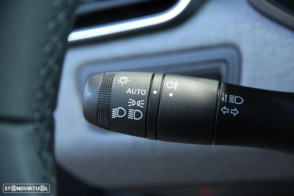 Renault Clio 1.0 TCe Techno Bi-Fuel - 16