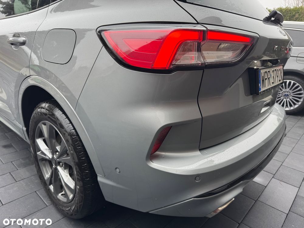 Ford Kuga 1.5 EcoBoost FWD ST-Line - 33