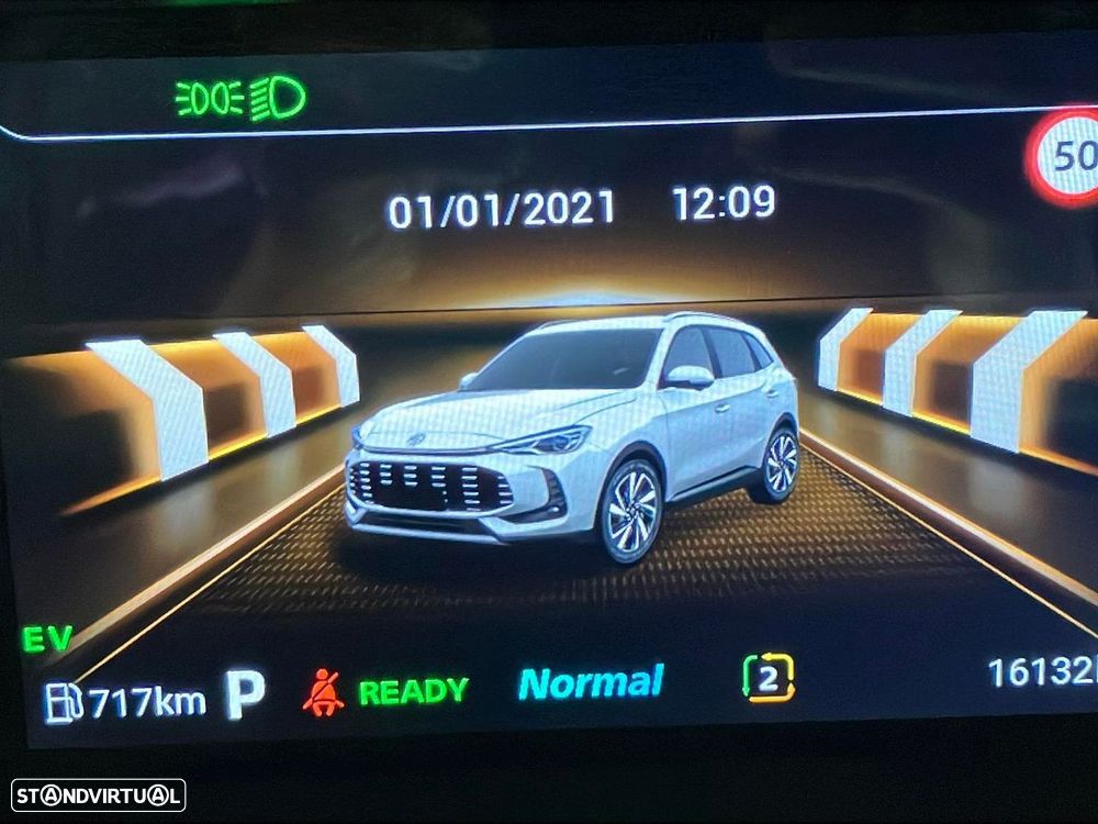 MG ZS 1.5 Hybrid+ Luxury - 11