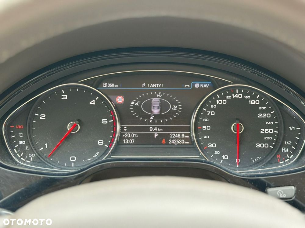 Audi A8 - 18
