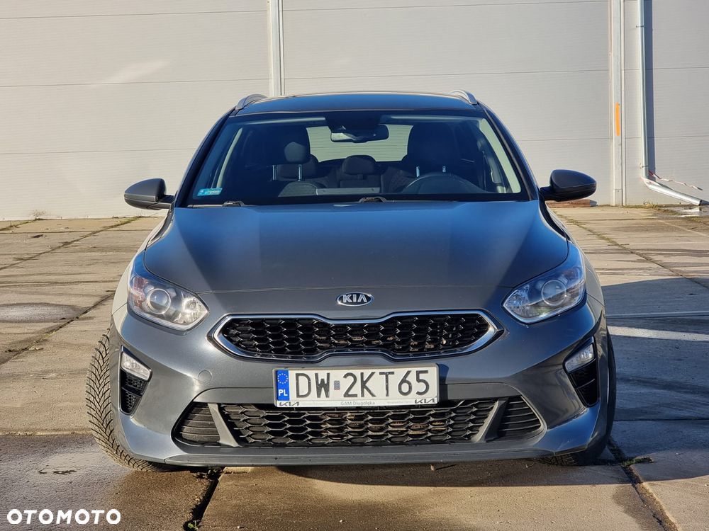 Kia Ceed 1.6 CRDi SCR M - 2