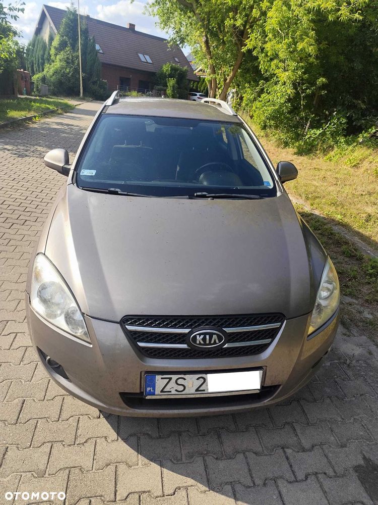 Kia Ceed - 3