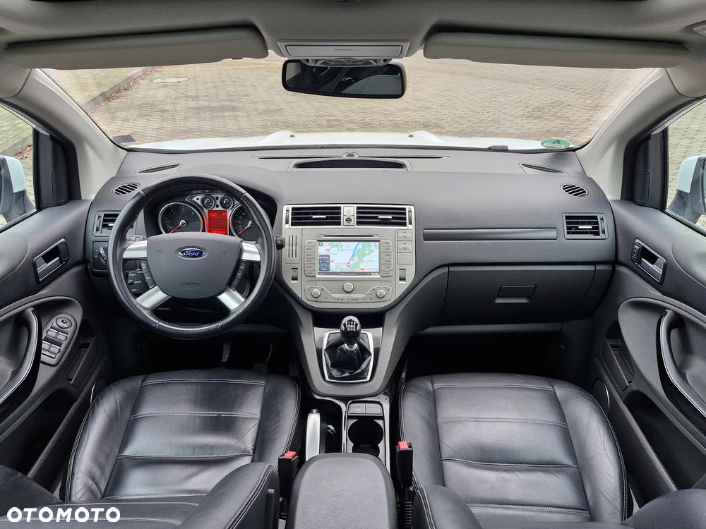 Ford Kuga 2.0 TDCi 4x4 Titanium - 20