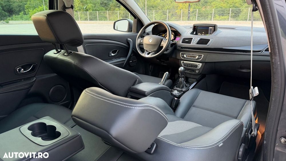 Renault Megane ENERGY dCi 130 Start & Stop Bose Edition - 5