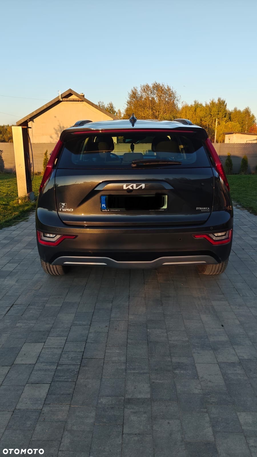 Kia Niro e-Niro 64kWh M - 4
