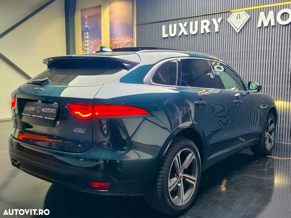 Jaguar F-Pace 20d AWD Portfolio - 8