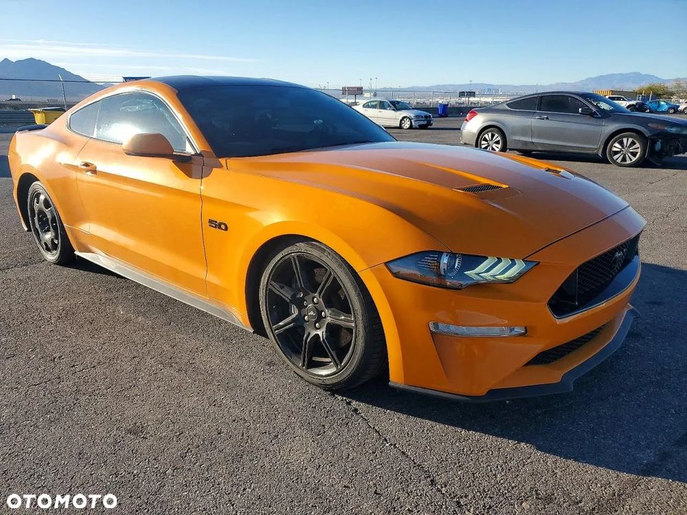 Ford Mustang 5.0 V8 GT - 1