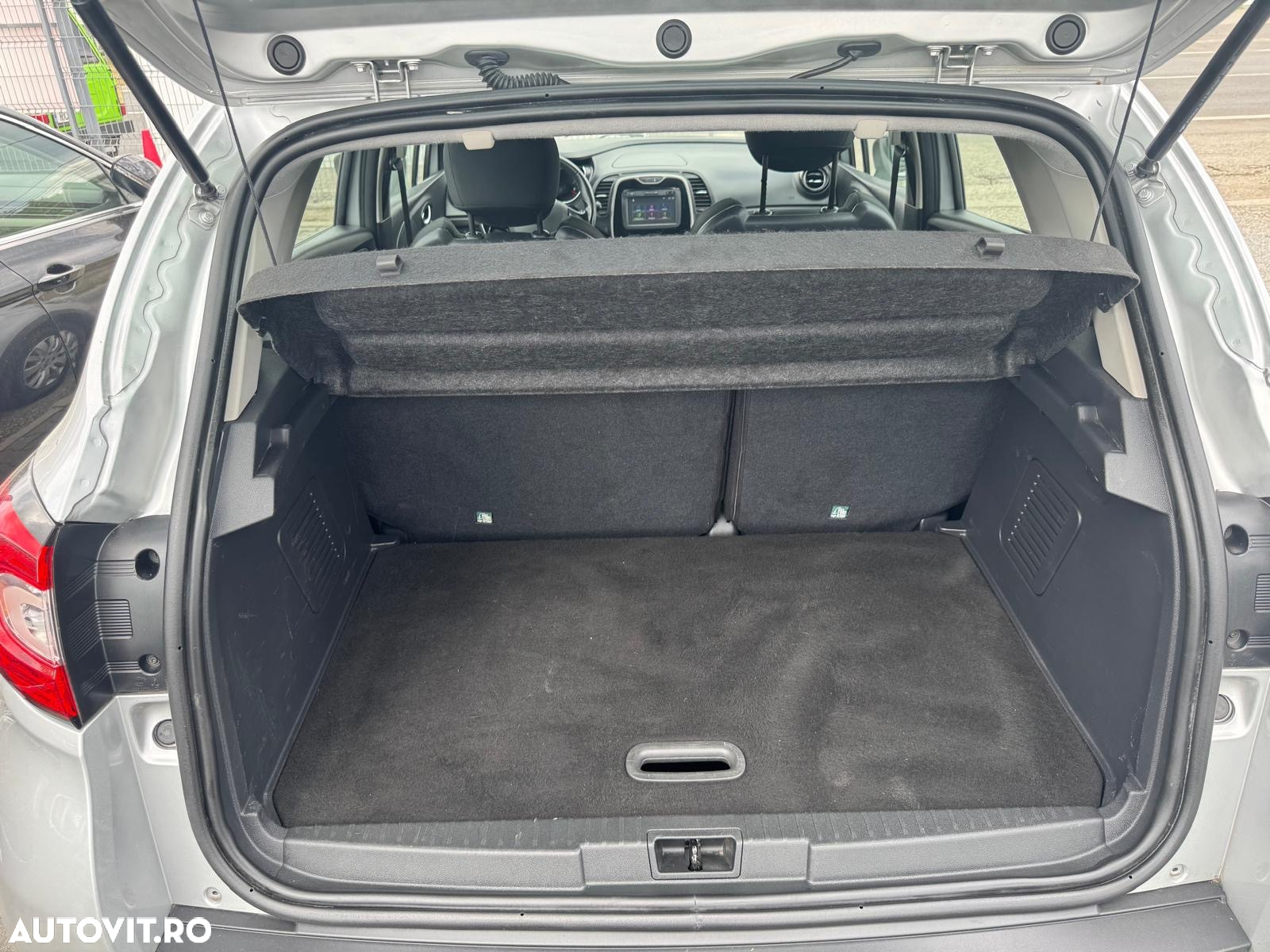 Renault Captur (ENERGY) dCi 90 EDC BOSE EDITION - 13
