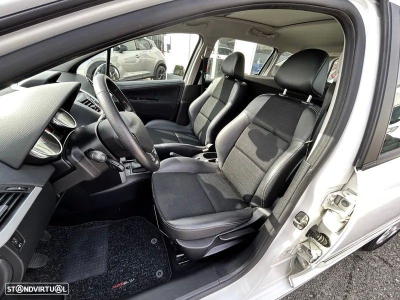 Peugeot 207 SW 1.6 HDI BUSINESS 16V 92CV - 12