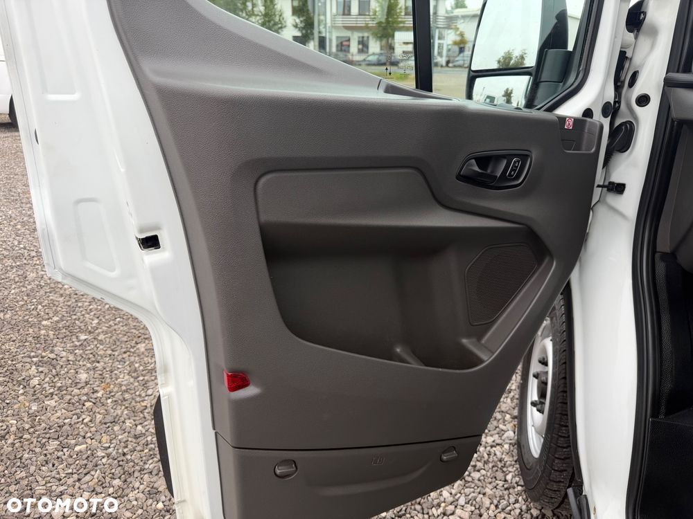 Ford Transit - 16