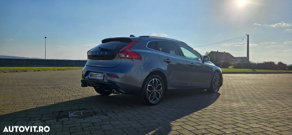 Volvo V40 D4 VEA R-Design - 7