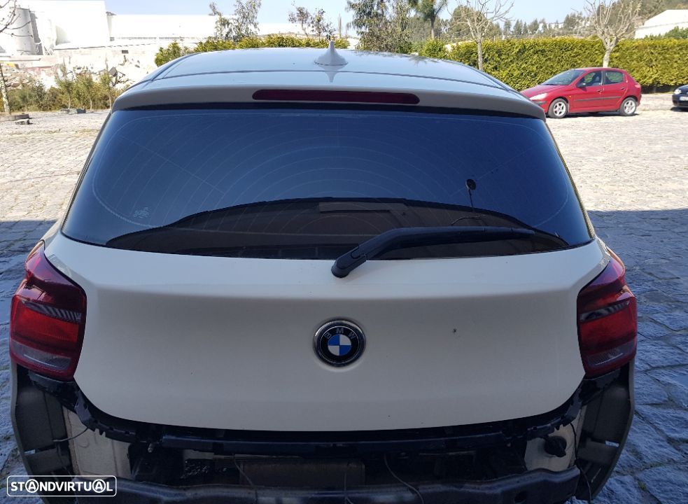 Tampa Mala BMW 116D F21 2013 - 1