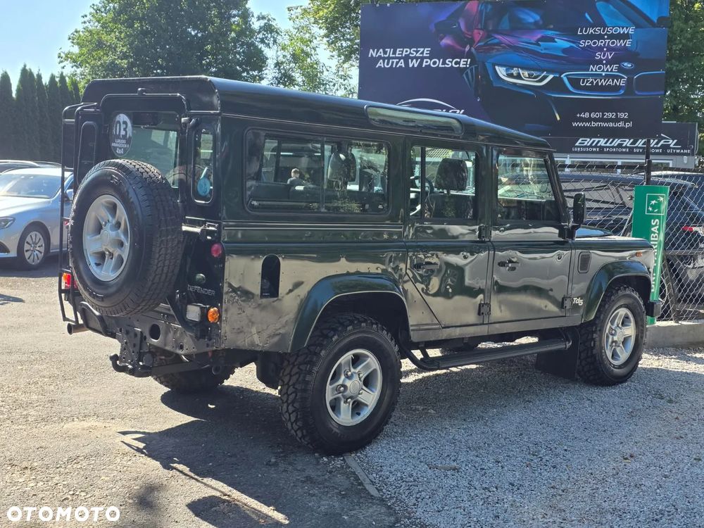 Land Rover Defender 110 SE - 5