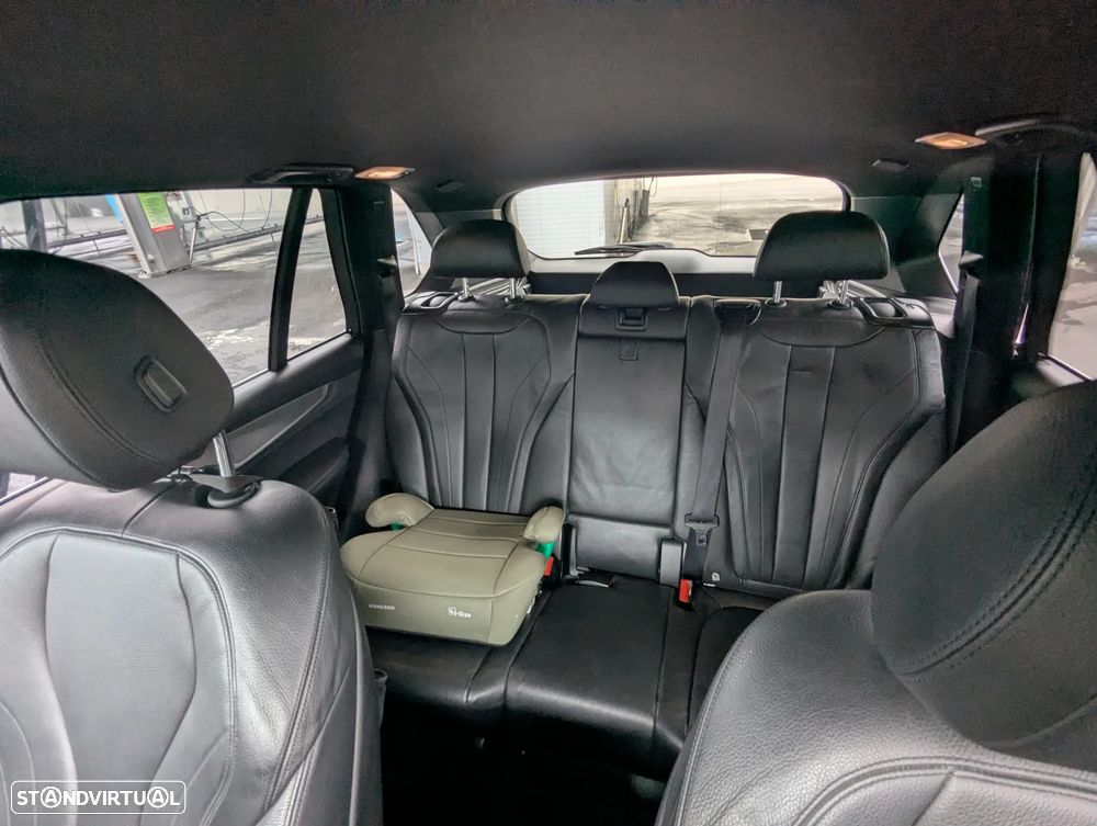 BMW X5 25 d sDrive Comfort 7L - 16