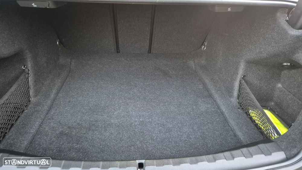 BMW 320 d Pack M Auto - 30