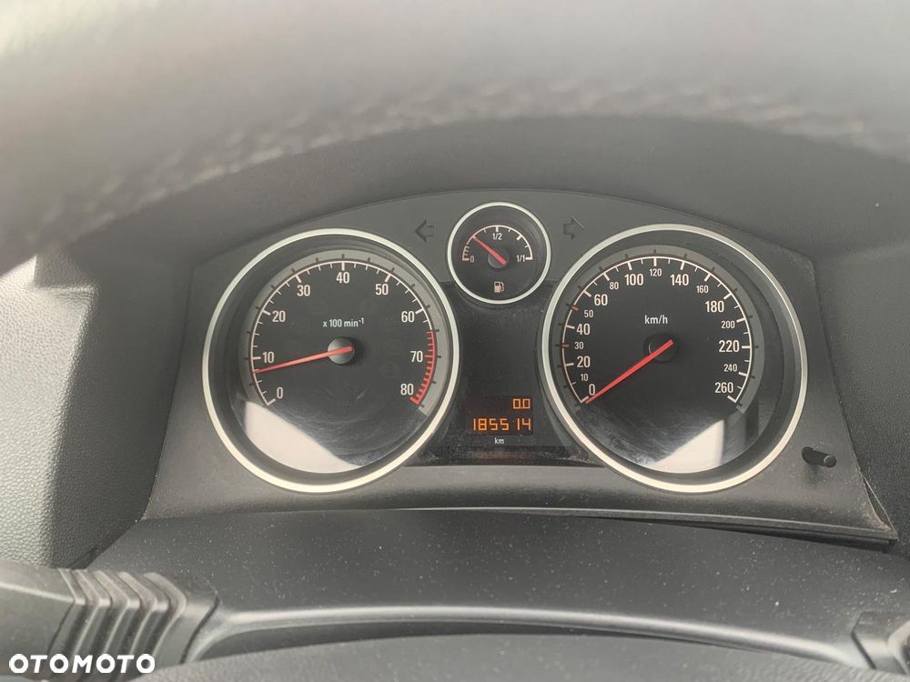 Opel Astra - 9