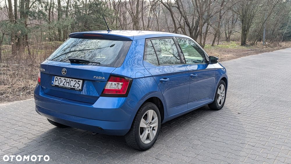 Skoda Fabia 1.0 Active - 2