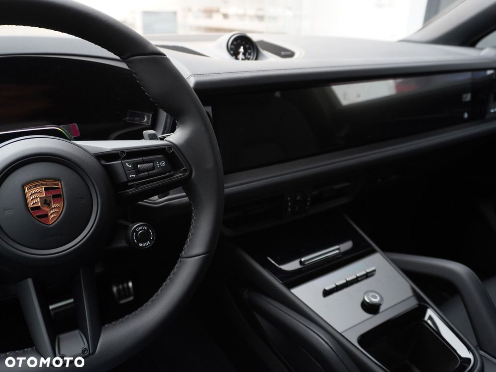 Porsche Cayenne S E-Hybrid PHEV Black Edition - 31