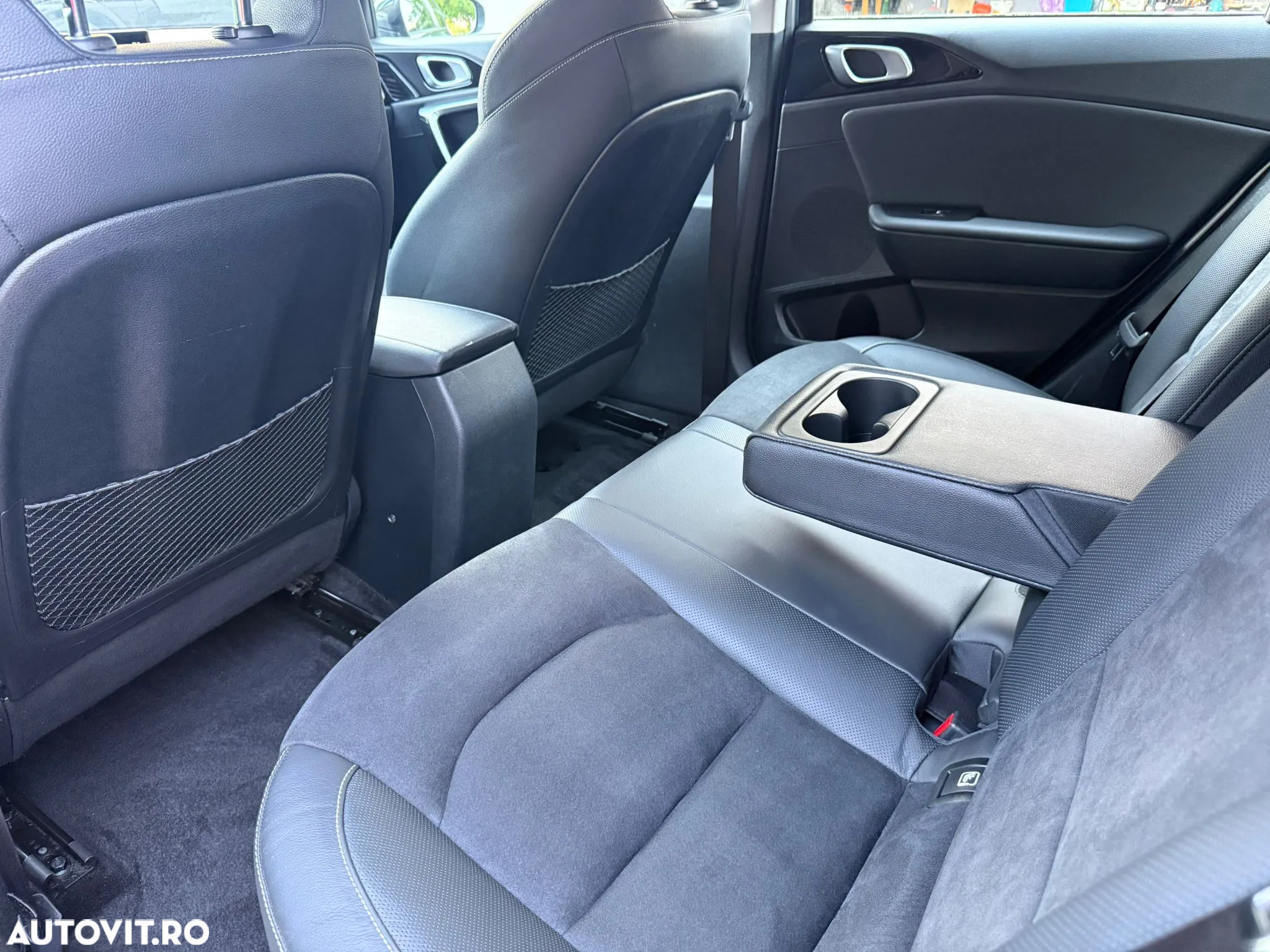 Kia Ceed 1.6 DSL 7DCT HP GT Line - 8