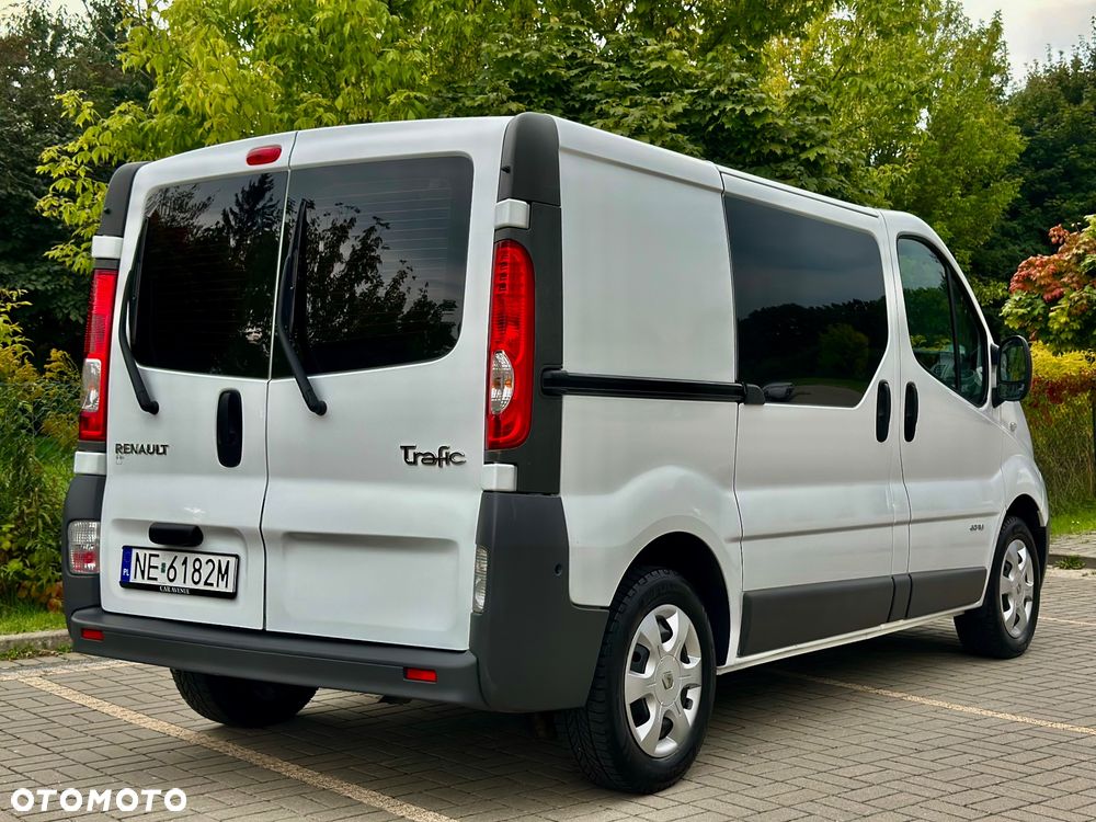 Renault Trafic - 25
