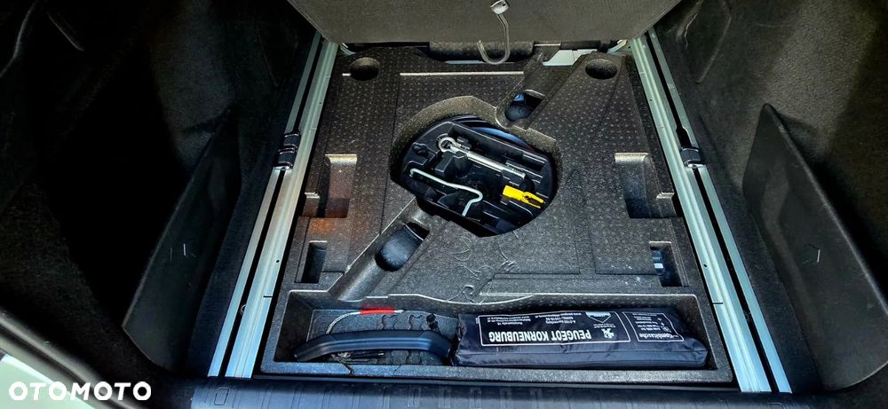 Peugeot 308 BlueHDi FAP 120 Stop&Start GT-Line Edition - 24