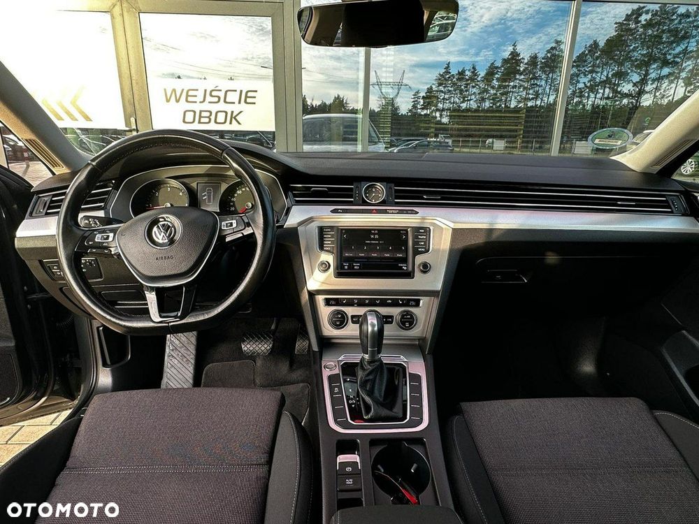 Volkswagen Passat Variant - 10