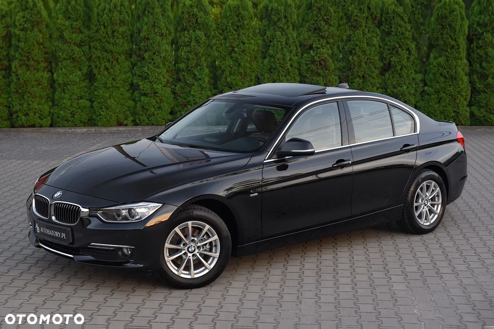 BMW Seria 3 318d Luxury Line - 18