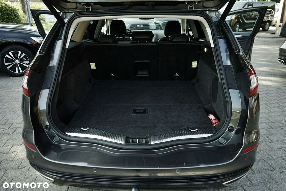Ford Mondeo - 25