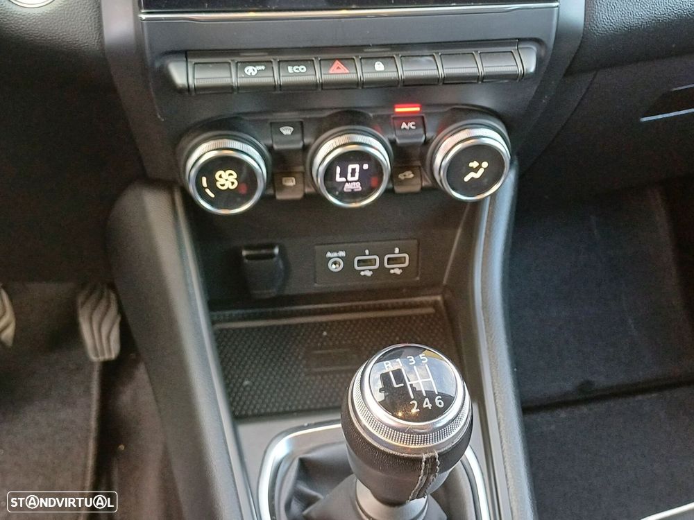 Renault Captur 1.0 TCe Exclusive - 16