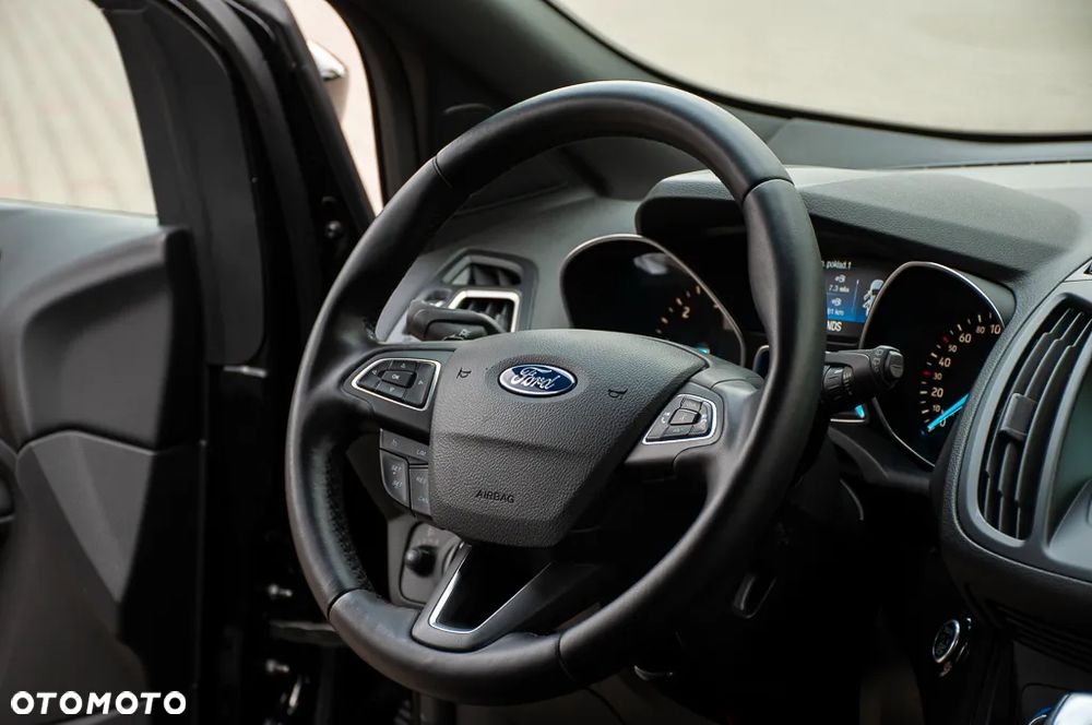Ford Kuga 2.0 TDCi AWD ST-Line - 31