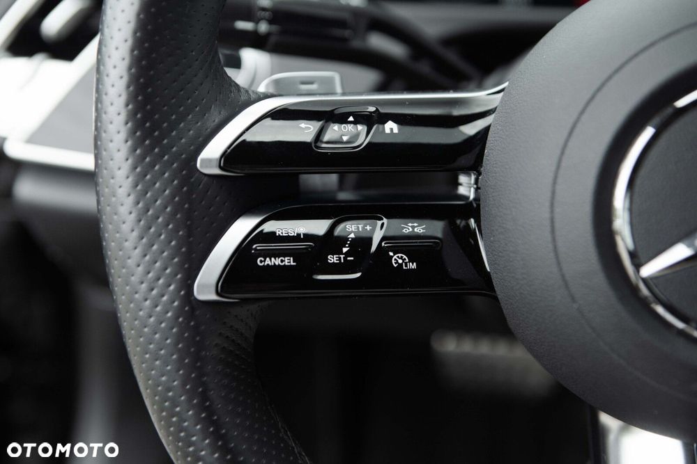 Mercedes-Benz Klasa E 220 d mHEV 4-Matic AMG 9G-Tronic - 22