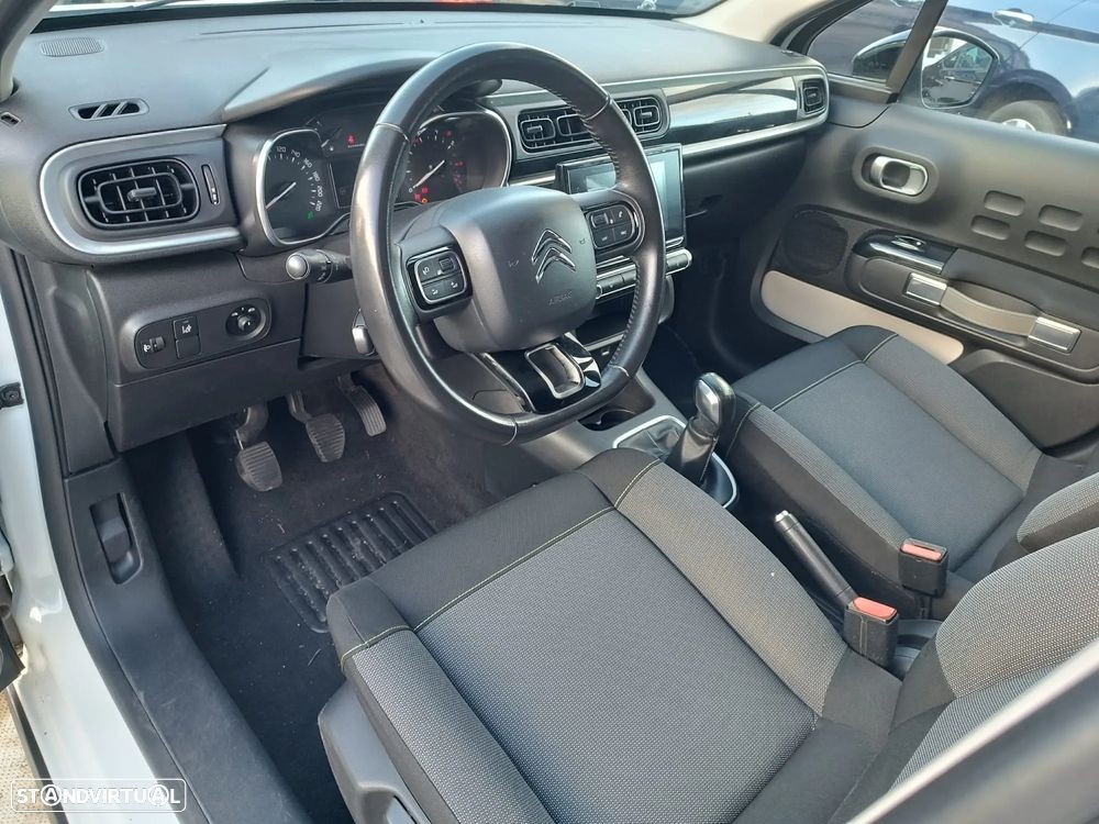 Citroën C3 Pure Tech Shine - 10